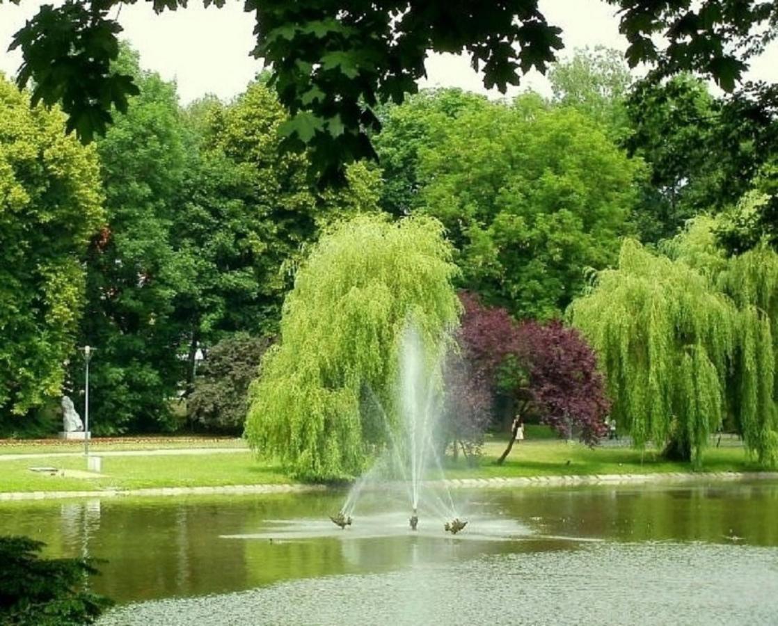 Apartamenty Centrum Panoramiczna Mala Dwojka Swan Labedz Promenada Klimatyzacja Lodowa เคียลเซ ภายนอก รูปภาพ