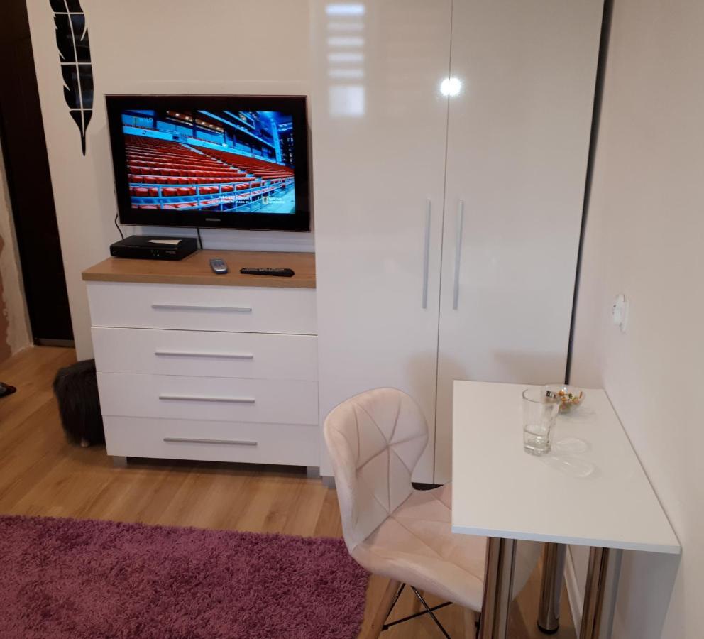 Apartamenty Centrum Panoramiczna Mala Dwojka Swan Labedz Promenada Klimatyzacja Lodowa เคียลเซ ภายนอก รูปภาพ